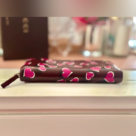 πPink GUCCI Zippy Wallet BETTY Heart Beatπ - Picture 12 of 13